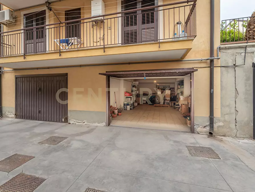 Immagine 19 di Villa in vendita  in Via Emanuela Setticarraro 59 a Belpasso
