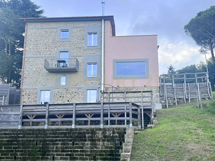 Immagine 46 di Villa in vendita  in Piazza Barbana 35 a Scansano