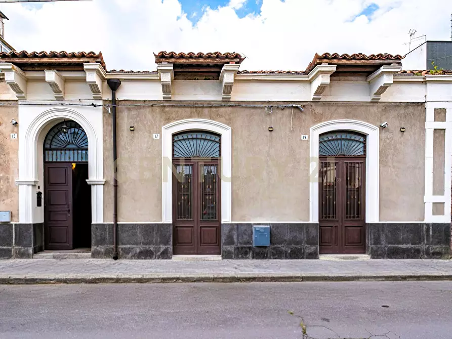 Immagine 5 di Casa indipendente in vendita  in Via Stella 15 a Catania