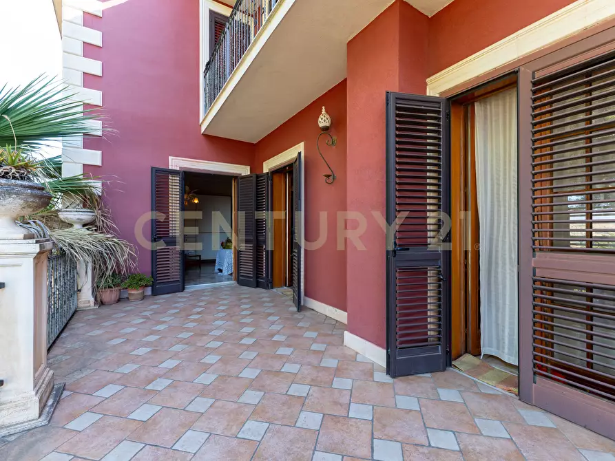 Immagine 70 di Villa in vendita  in Via Ottavia Penna 50 a Caltagirone