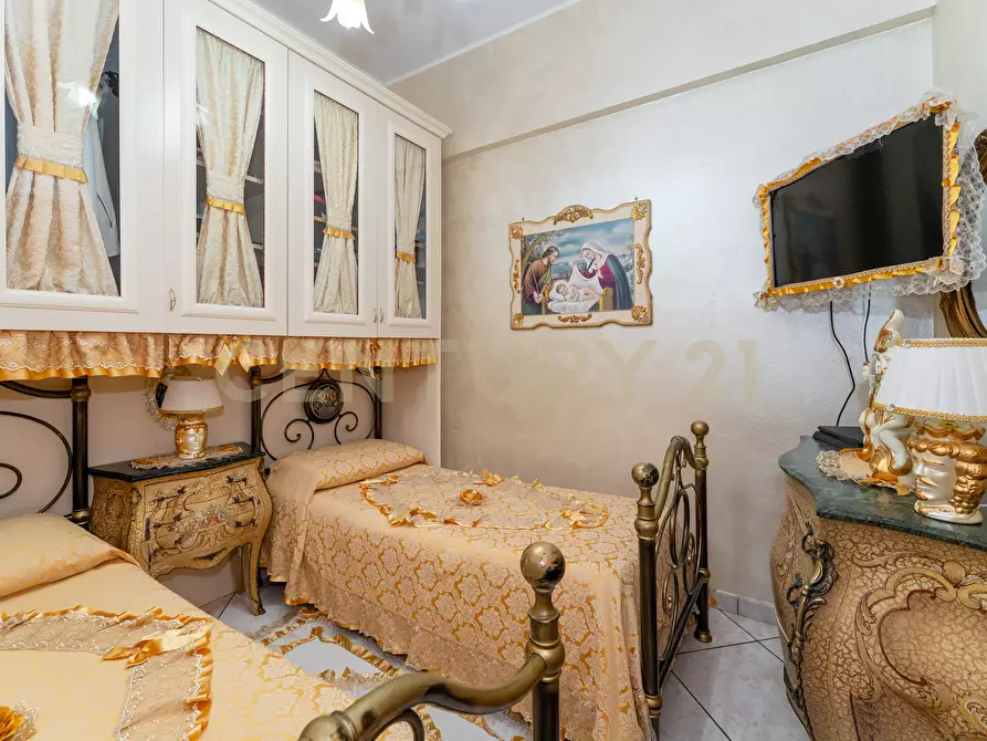 Immagine 17 di Appartamento in vendita  in Via Aurora 5 a Catania