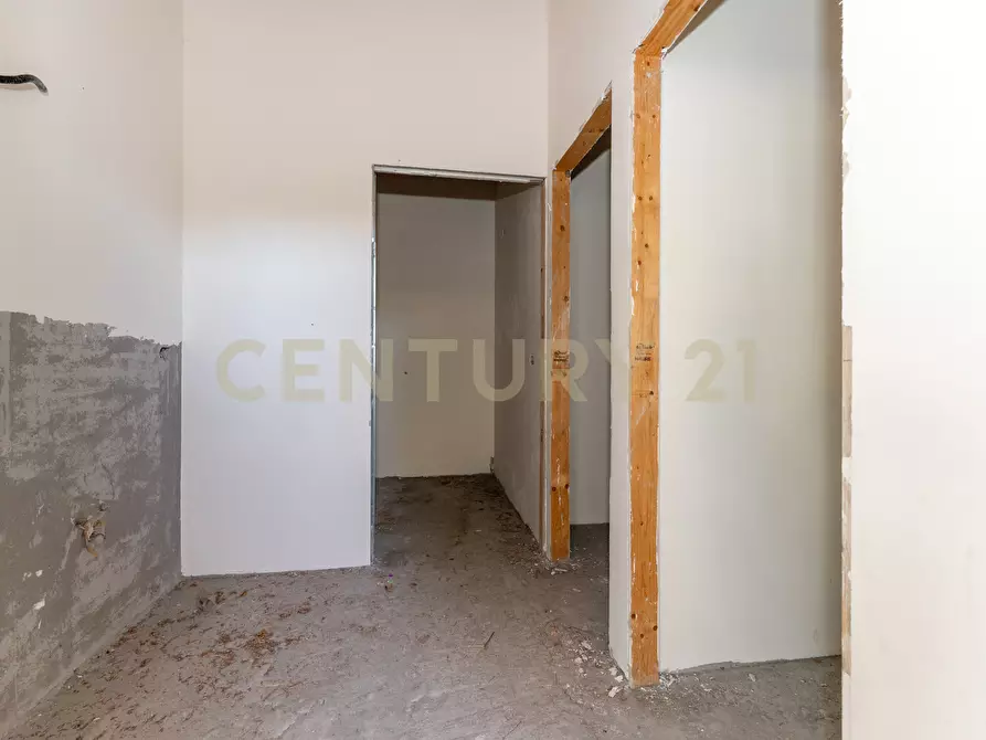 Immagine 24 di Locale commerciale in vendita  in Via Alfred Nobel snc a Misterbianco