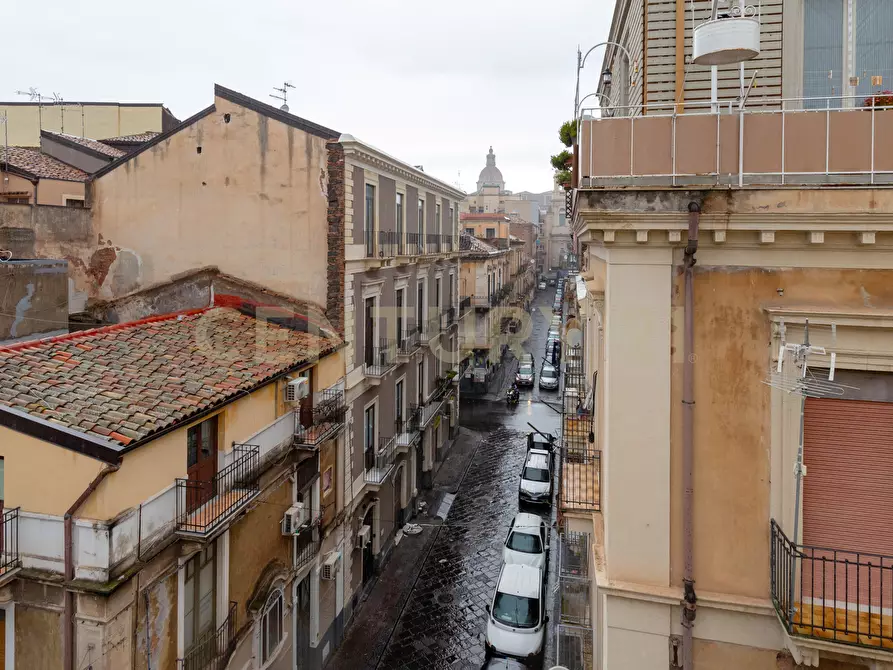 Immagine 27 di Quadrilocale in vendita  in Via Santissima Trinità 71 a Catania