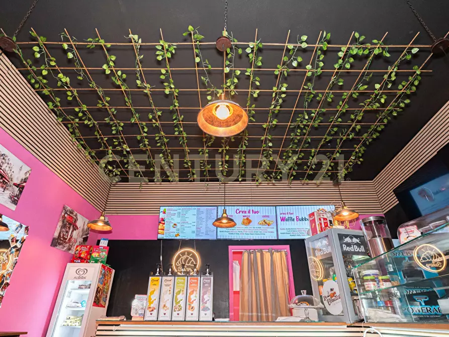 Immagine 3 di Bar / Ristorante in vendita  in Via Padova 120 a Catania