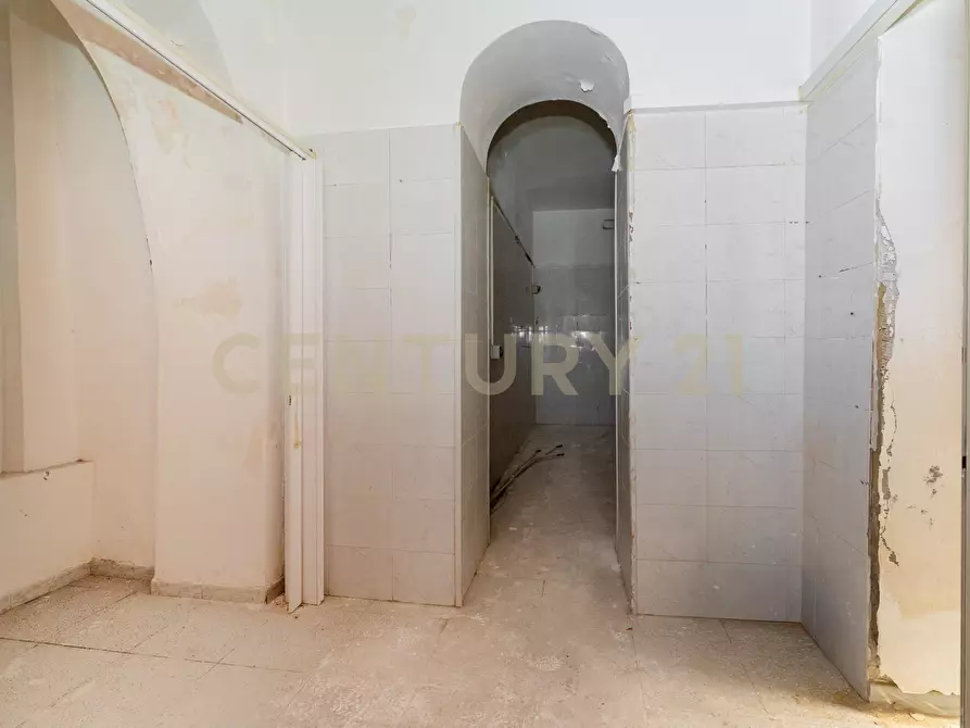 Immagine 19 di Attività commerciale in vendita  in Via Principe Umberto 265 a Augusta