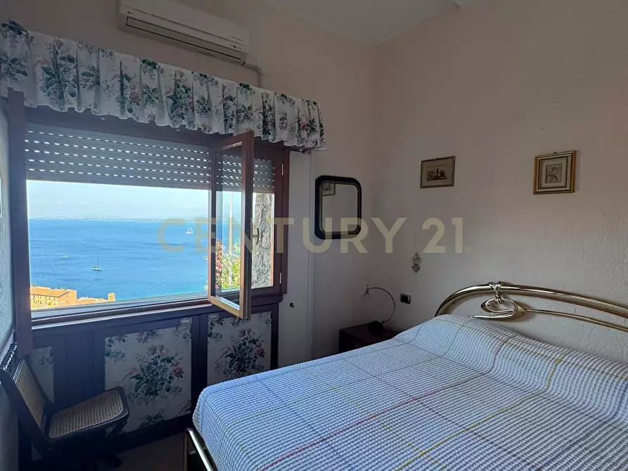 Immagine 28 di Trilocale in vendita  in Via del Sole a Monte Argentario