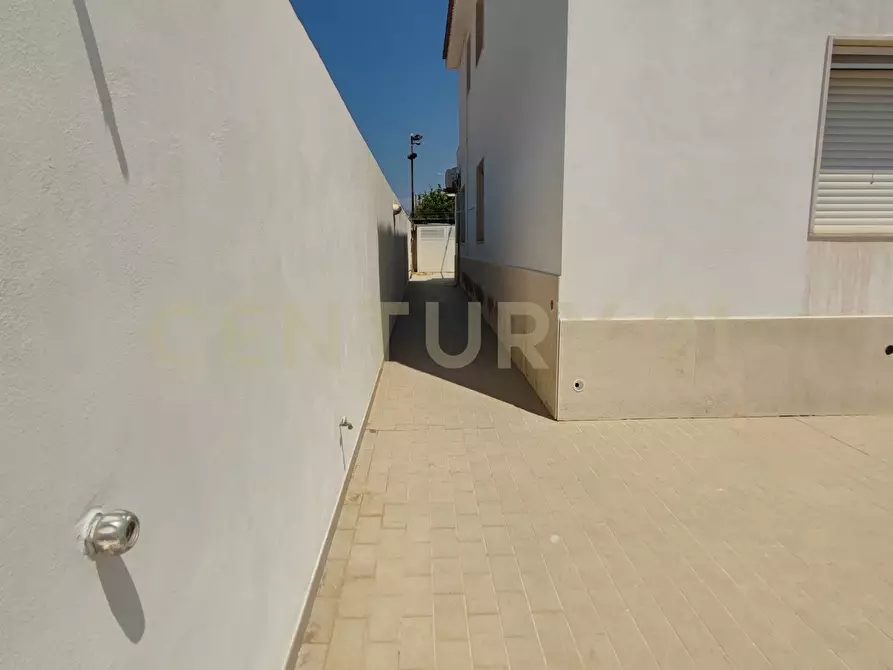 Immagine 15 di Villa in vendita  in VIA DEI CANALOTTI 91 a Ragusa