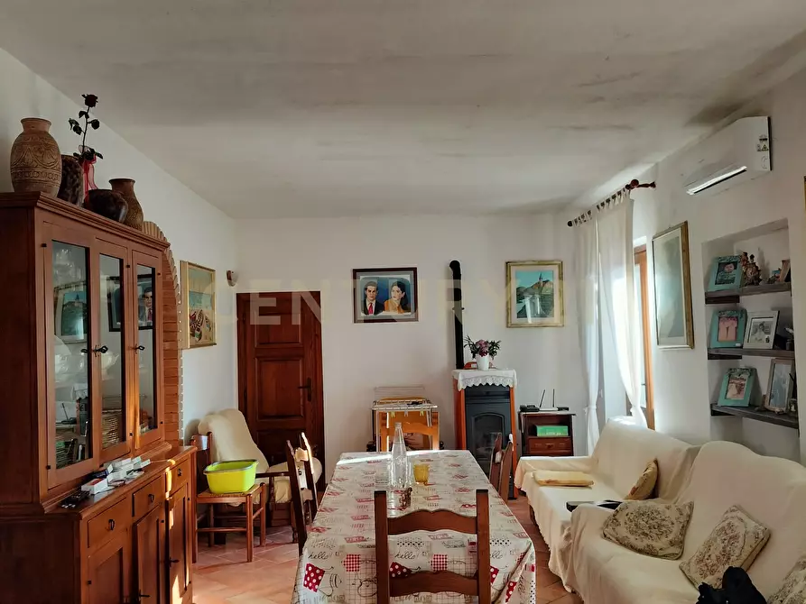 Immagine 12 di Casa bifamiliare in vendita  in Strada Cava del Gesso 2 a Capalbio