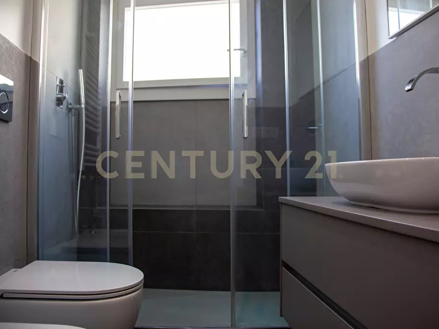 Immagine 52 di Bilocale in affitto  in Via Montecristo 10 a Roma