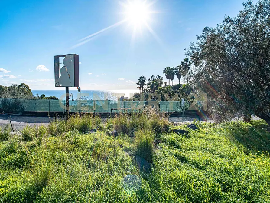 Immagine 5 di Terreno agricolo in vendita  in Via Vampolieri a Aci Castello