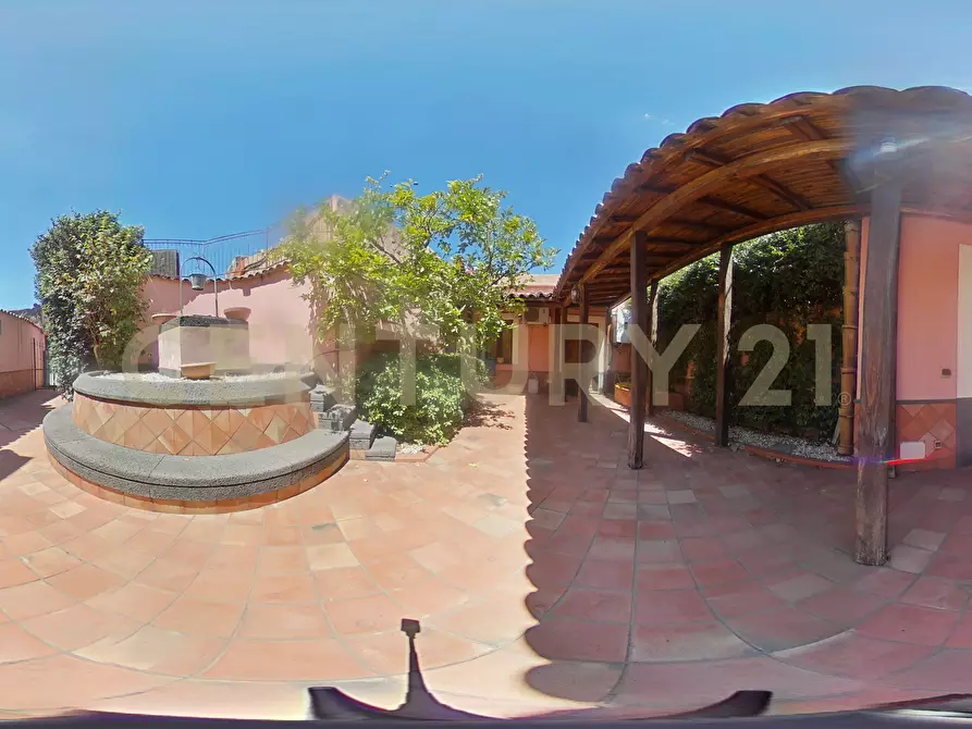 Immagine 42 di Casa indipendente in affitto  in Via Etnea 90 a Mascalucia