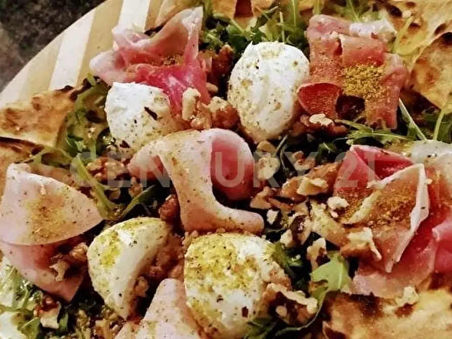 Immagine 3 di Bar / Ristorante in vendita  in Piazza Sant’Alfio a Trecastagni