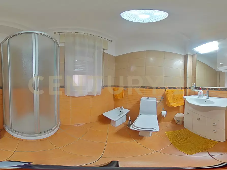 Immagine 44 di Trilocale in vendita  in Via Grasso Finocchiaro 75 a Catania