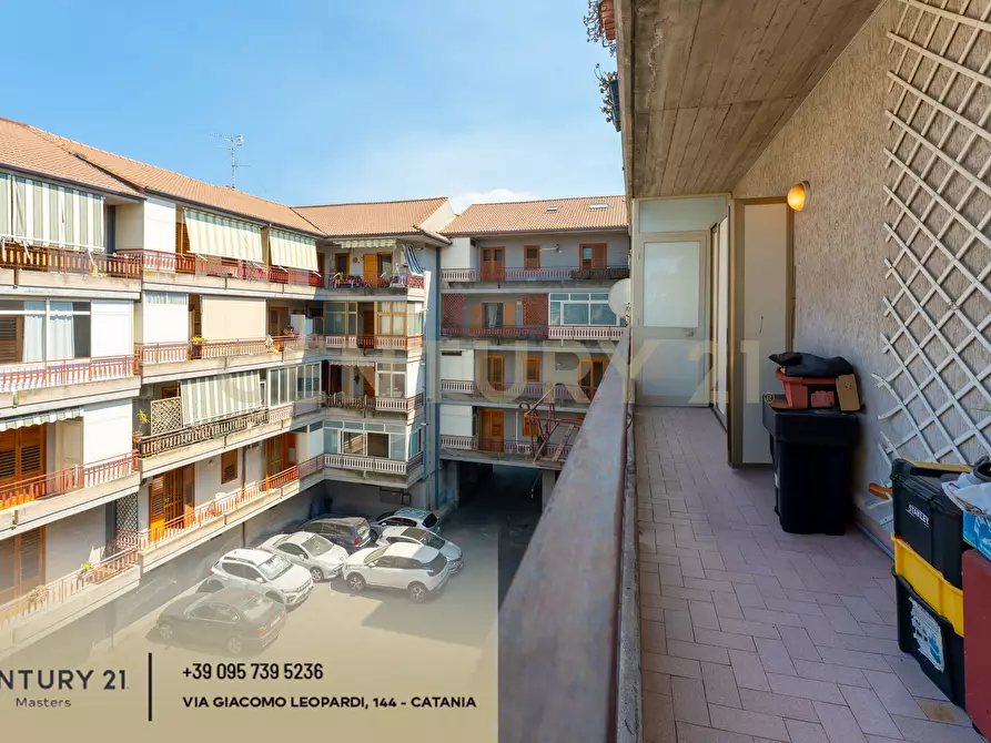 Immagine 36 di Quadrilocale in vendita  in Via Gesualdo Bufalino 1 a Aci Catena