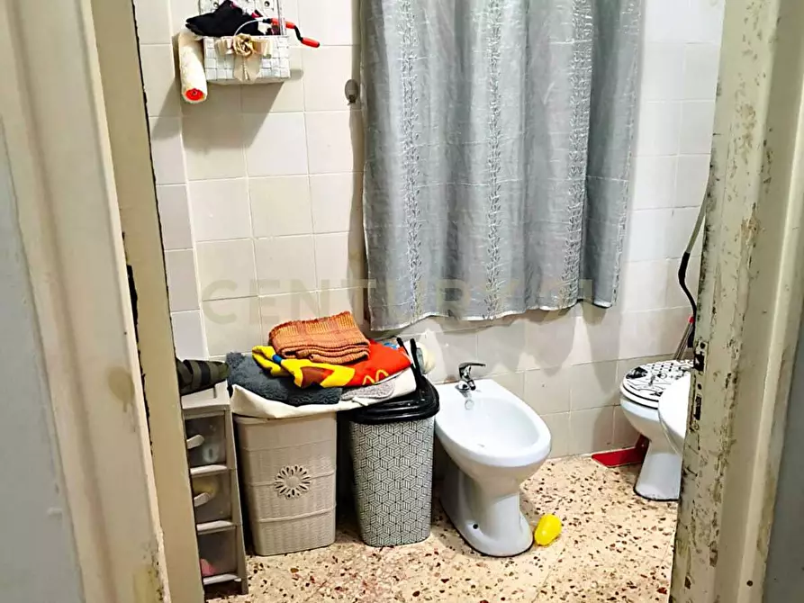 Immagine 10 di Bilocale in vendita  in Via Scillato 34 a Palermo