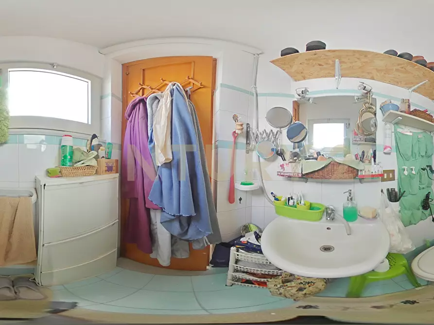 Immagine 92 di Attico in vendita  in Via Gargano 31 a Catania