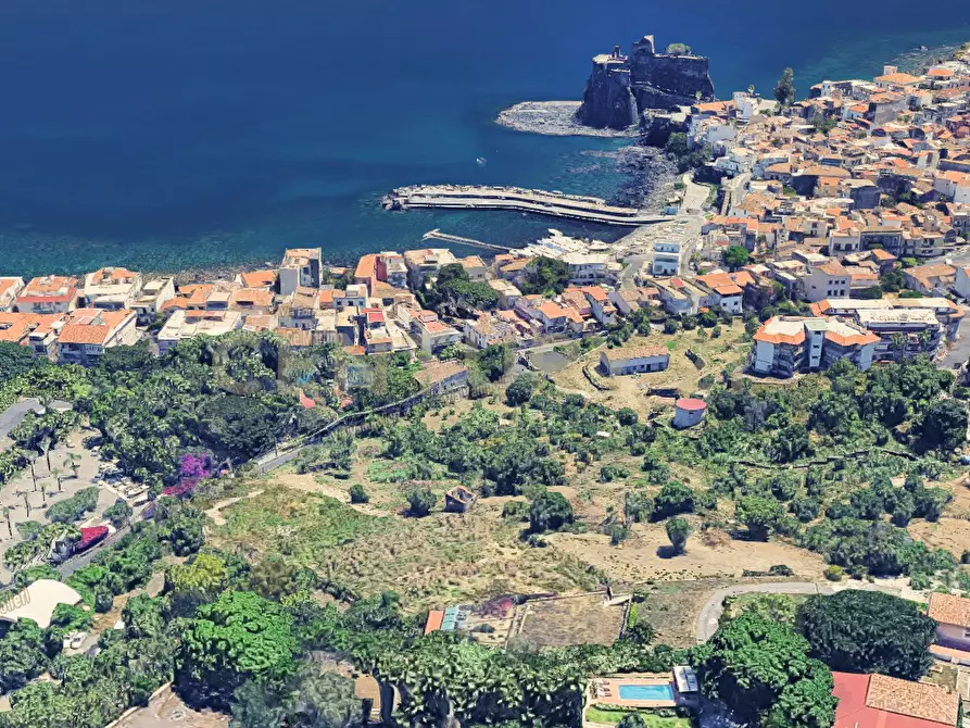 Immagine 2 di Terreno agricolo in vendita  in Via Vampolieri 14 a Aci Castello