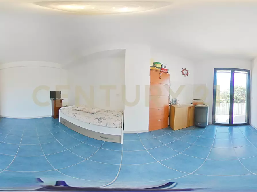 Immagine 44 di Trilocale in vendita  in Via Spiaggia 306 a Catania