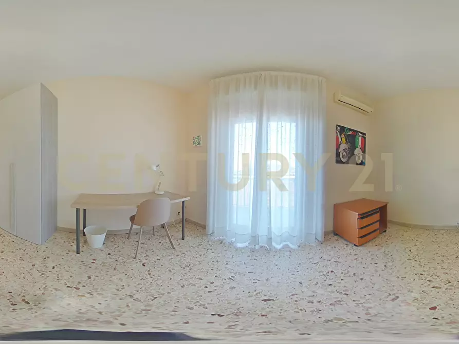 Immagine 55 di Stanza singola in affitto  in Via Matteo Renato Imbriani 181 a Catania