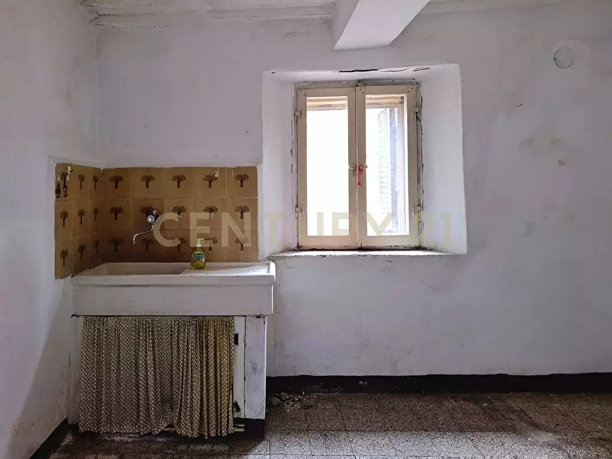 Immagine 6 di Pentalocale in vendita  in Via del Coro 47 a Piancastagnaio