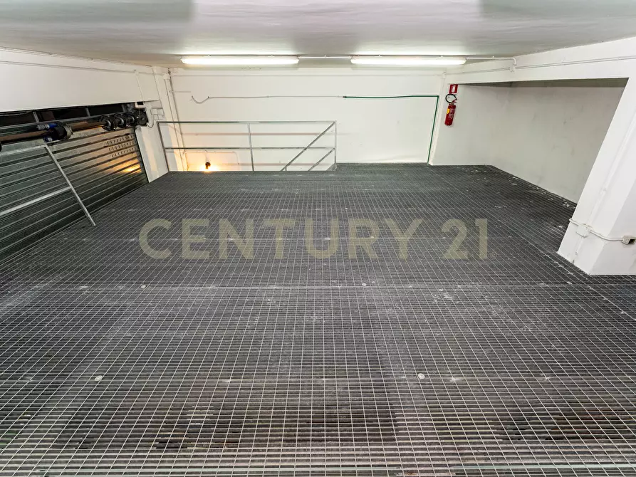 Immagine 23 di Garage in vendita  in Via del Rotolo 42/B a Catania