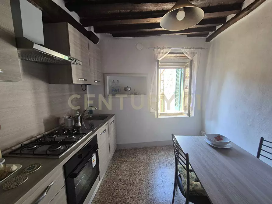 Immagine 2 di Bilocale in vendita  in Piazza Porta Conti 23 a Civitella Paganico