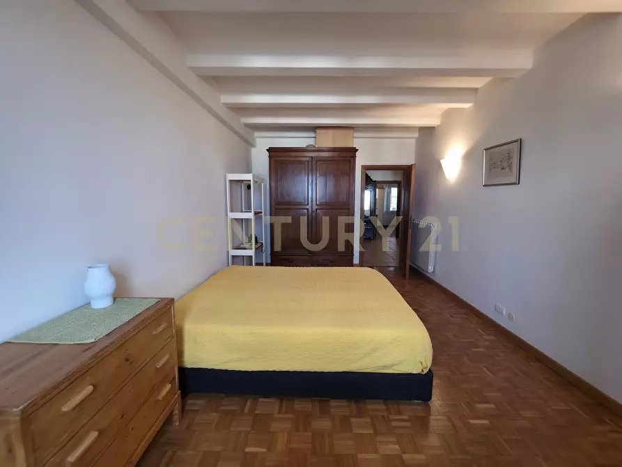 Immagine 35 di Pentalocale in vendita  in Via Amore 13 a Castiglione Della Pescaia