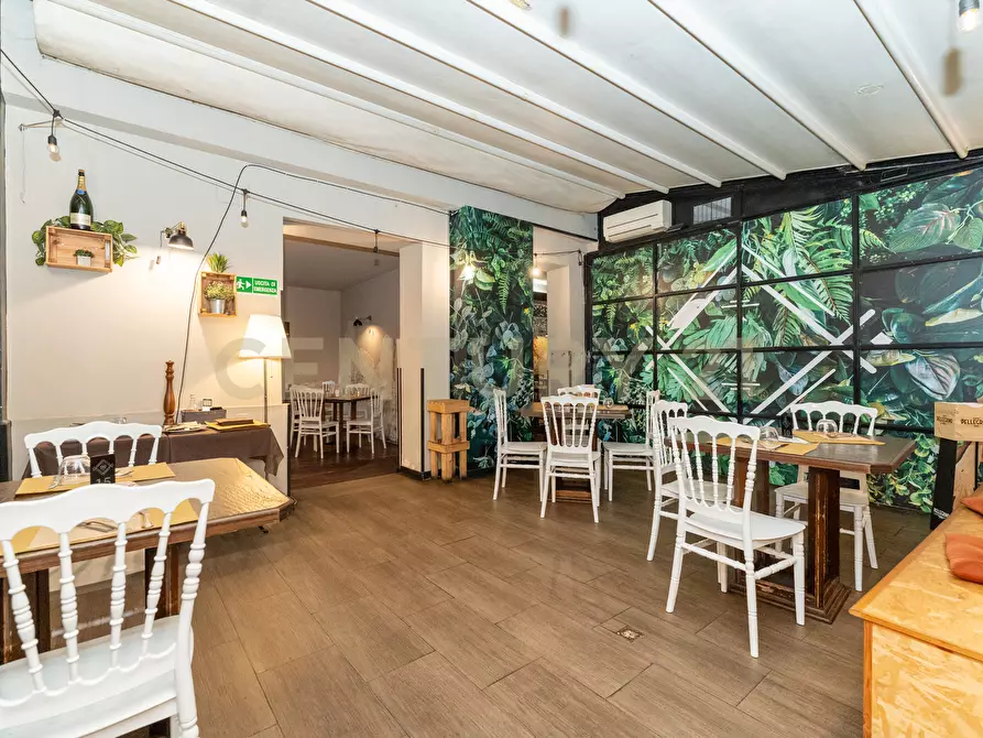 Immagine 16 di Locale commerciale in vendita  in Via Monsignor Ventimiglia snc a Catania