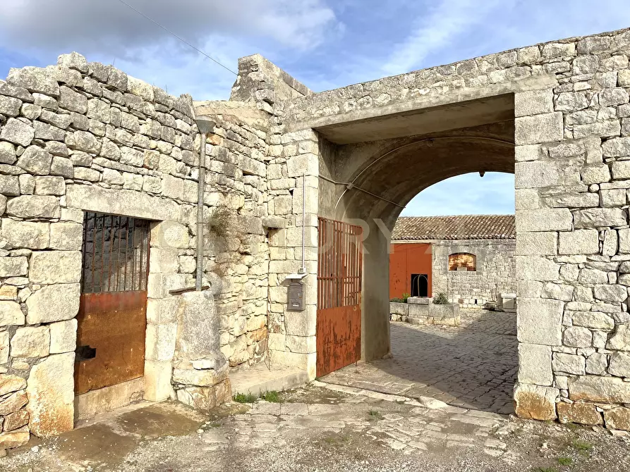 Immagine 47 di Rustico / casale in vendita  in Via Passo Parrino 19 a Modica