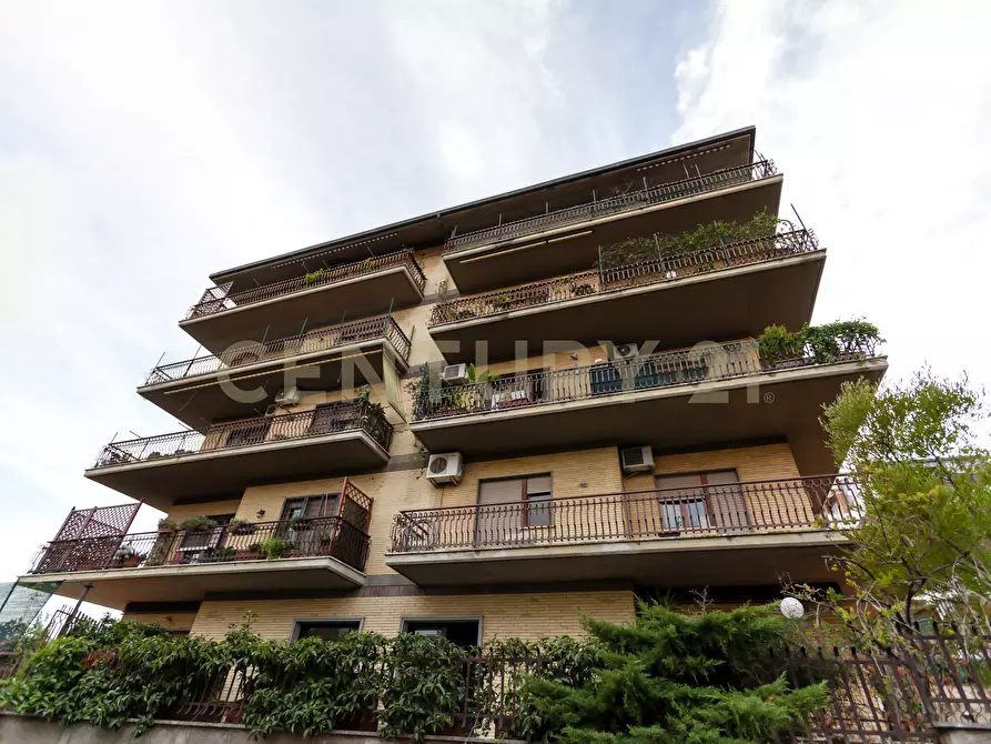 Immagine 26 di Trilocale in vendita  in Via Montasola 34 a Roma