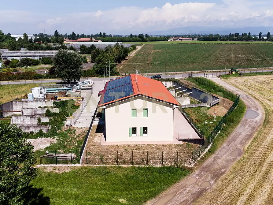 Immagine 50 di Bilocale in vendita  in Via Toffanelle Nuove a Zevio