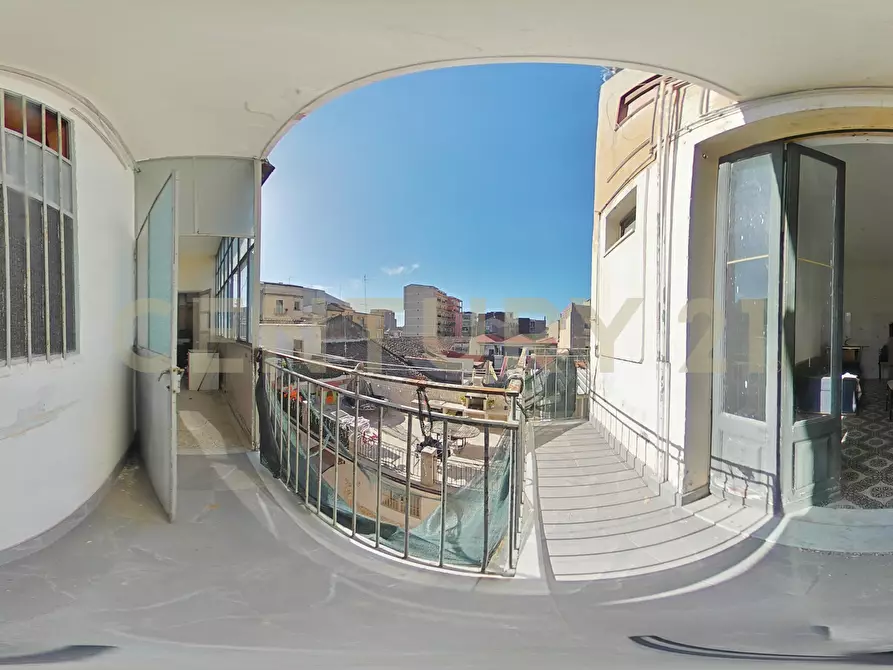 Immagine 44 di Bilocale in vendita  in Via Caduti del Lavoro 131 a Catania