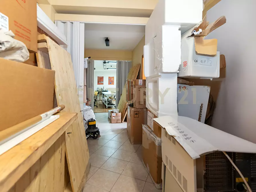 Immagine 33 di Pentalocale in vendita  in Via Pietra dell'Ova 396396 a Tremestieri Etneo