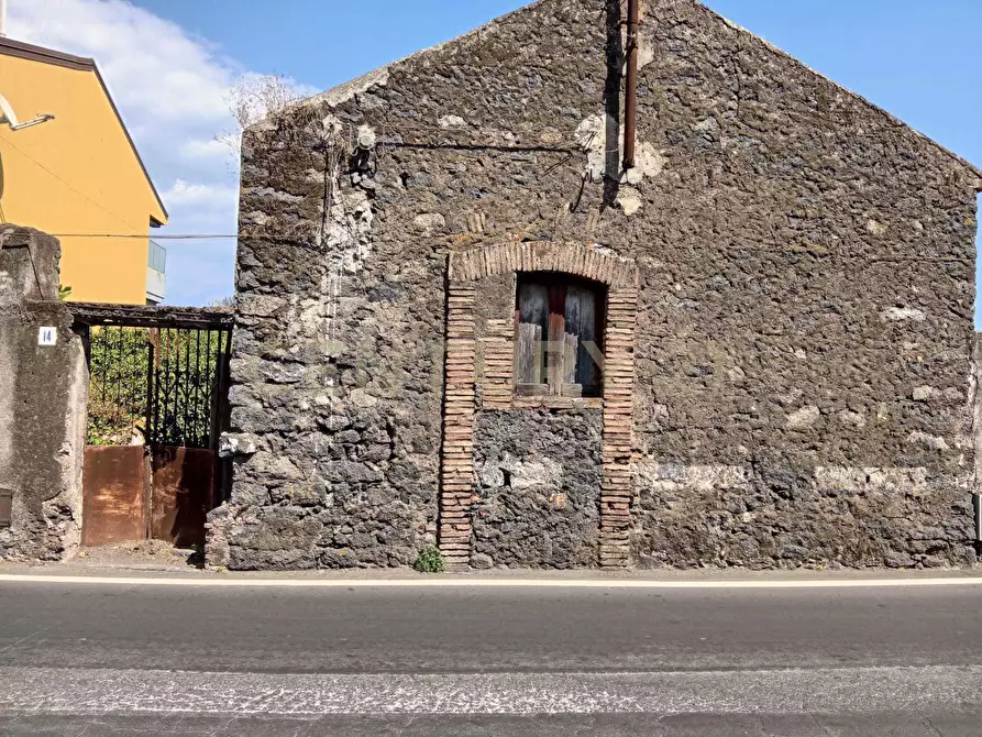 Immagine 26 di Rustico / casale in vendita  in Via Maugeri 12 a Valverde