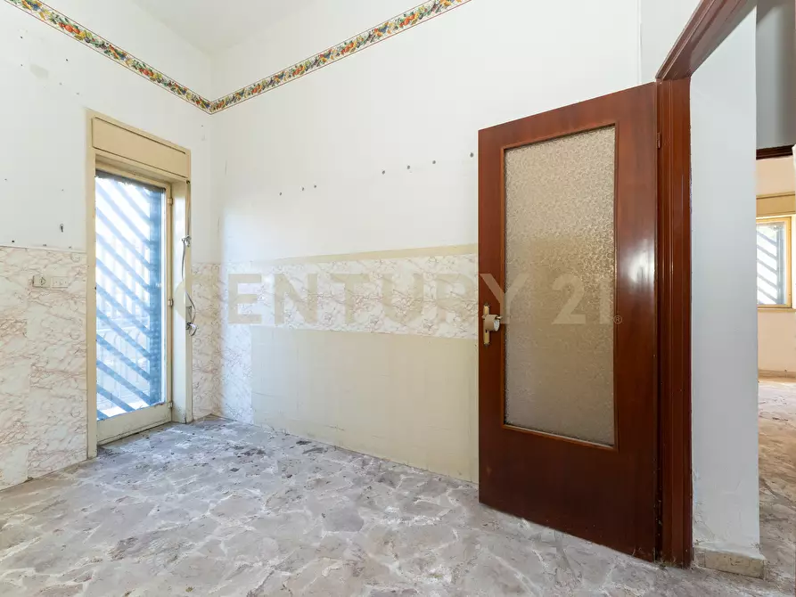Immagine 19 di Palazzo in vendita  in Via Sebastiano Catania 284 a Catania