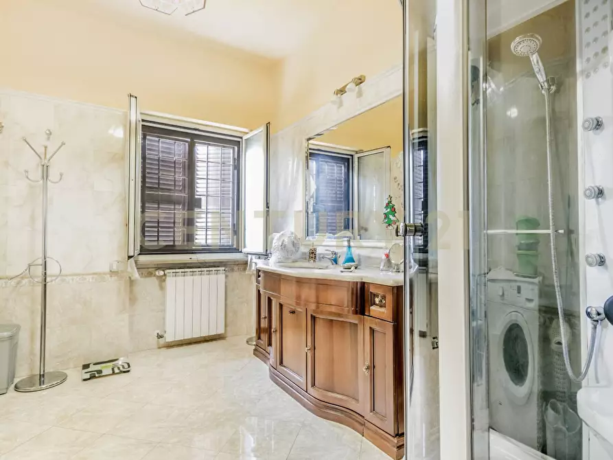 Immagine 21 di Villa in vendita  in VIA NAPOLI a Fiano Romano