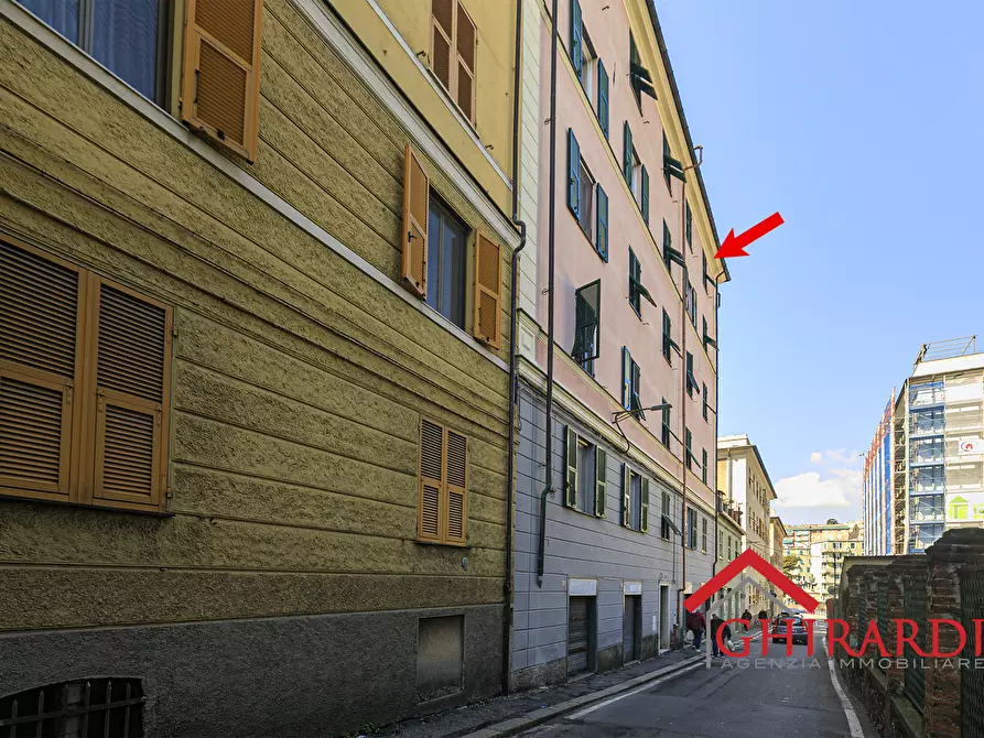 Immagine 41 di Trilocale in vendita  in Via Pier Domenico da Bissone 4 a Genova