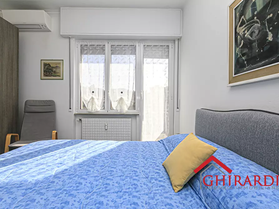 Immagine 16 di Bilocale in vendita  in Piazza Silvio Arrivabene 7a a Genova