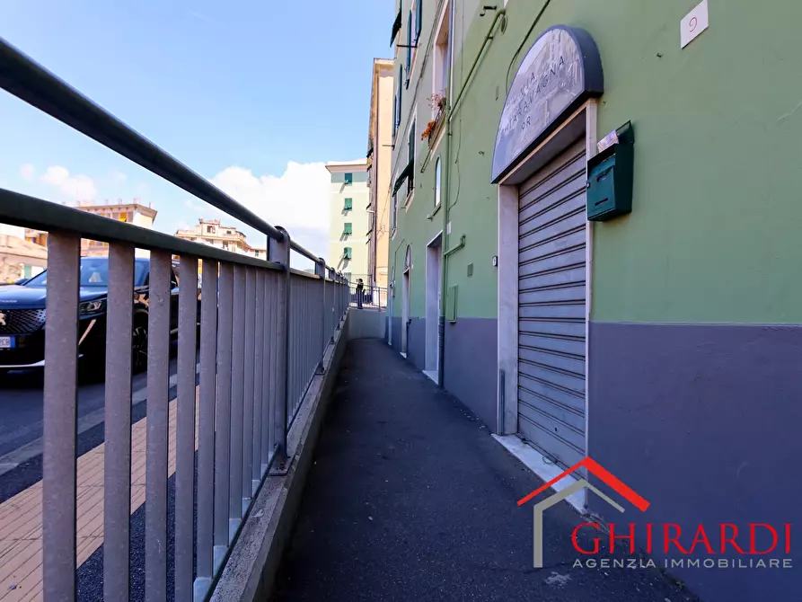 Immagine 29 di Trilocale in vendita  in VIA CHIARAVAGNA 5 a Genova