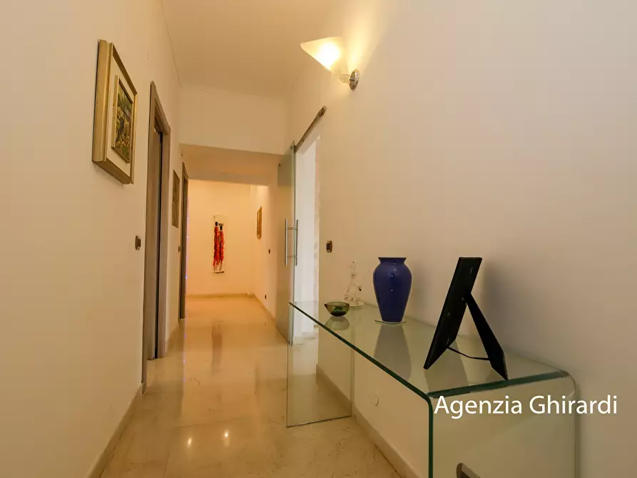 Immagine 30 di Quadrilocale in affitto  in Via Briscata 28 a Genova