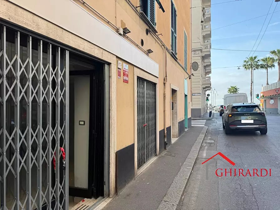 Immagine 2 di Locale commerciale in affitto  in Via Giovanni Opisso 15 a Genova