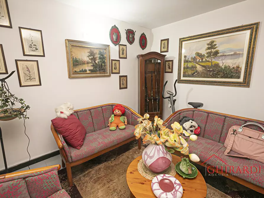 Immagine 5 di Villa in vendita  in VIA PECORILE a Celle Ligure