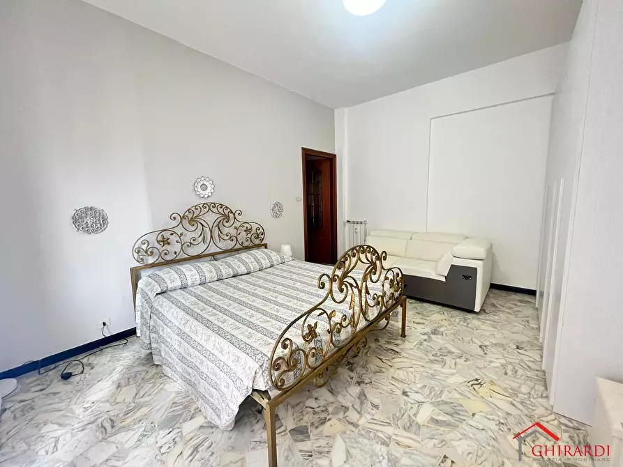 Immagine 26 di Bilocale in affitto  in VIA GIACOMO PUCCINI 17A a Genova