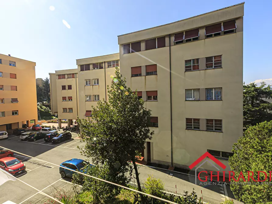 Immagine 33 di Trilocale in affitto  in Via Antonio Sant'Elia 190 a Genova