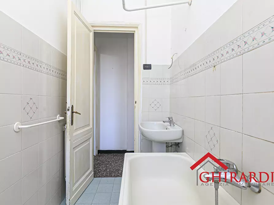 Immagine 25 di Trilocale in affitto  in VIA MERANO 47 a Genova