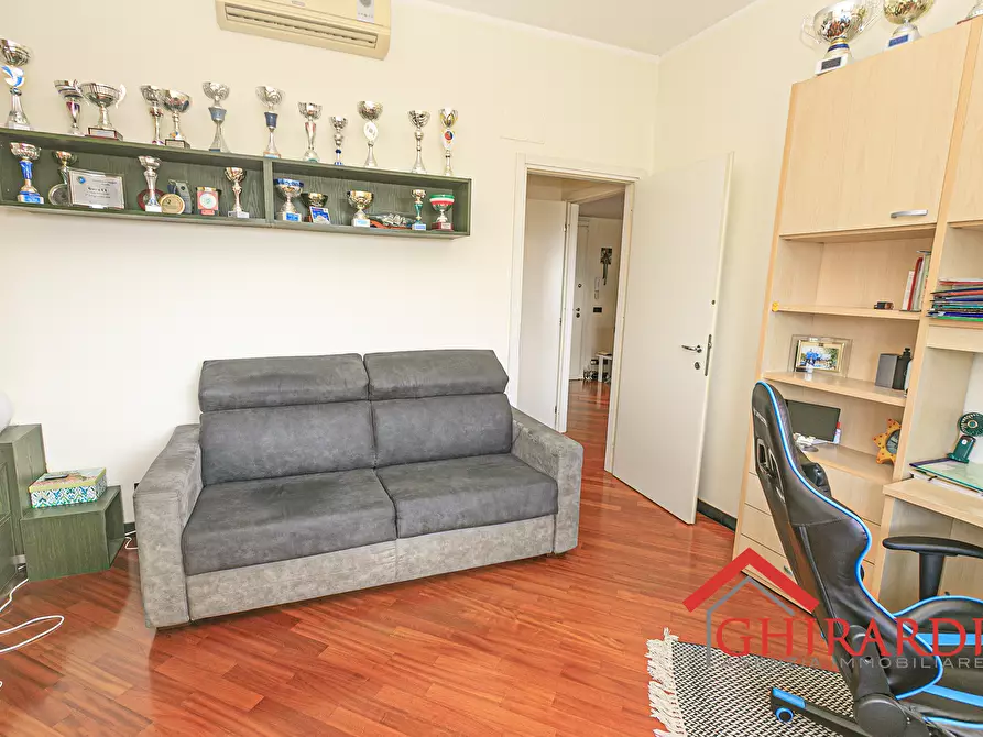 Immagine 20 di Trilocale in vendita  in VIA DELL'INSURREZIONE 12A a Genova