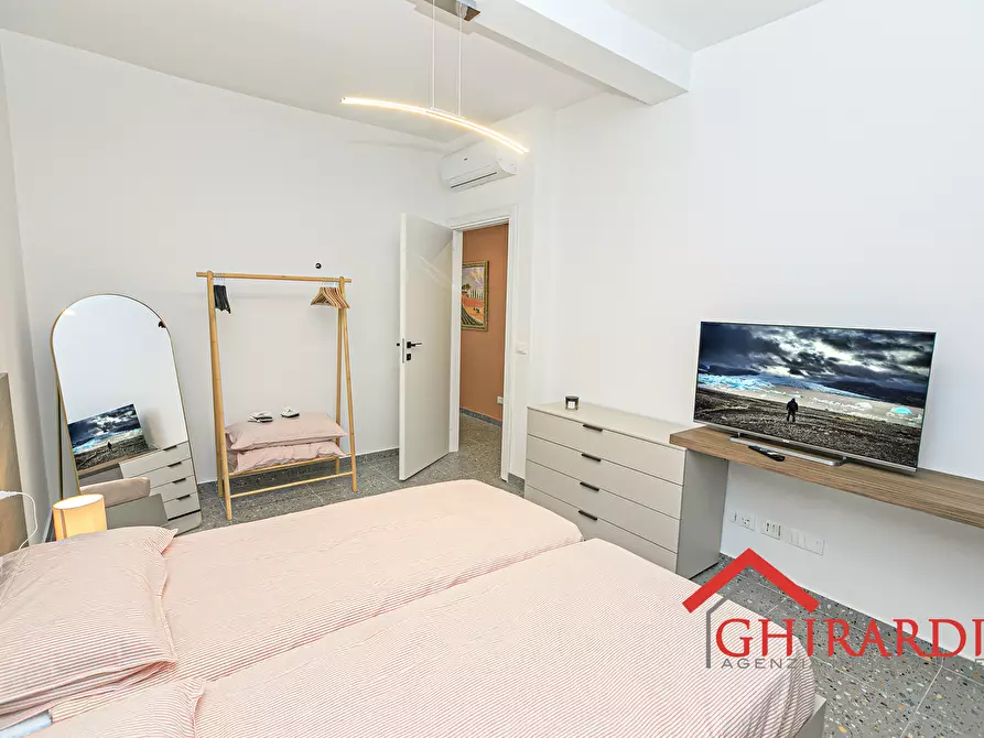 Immagine 18 di Bilocale in vendita  in Via Ramiro Ginocchio 10 a Genova