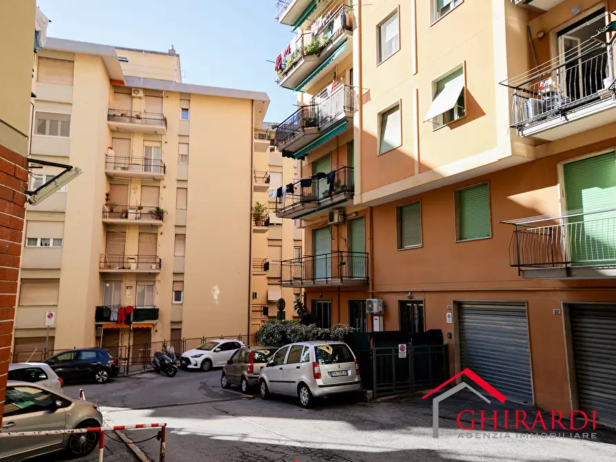 Immagine 32 di Trilocale in affitto  in VIA CANESI 56 a Genova