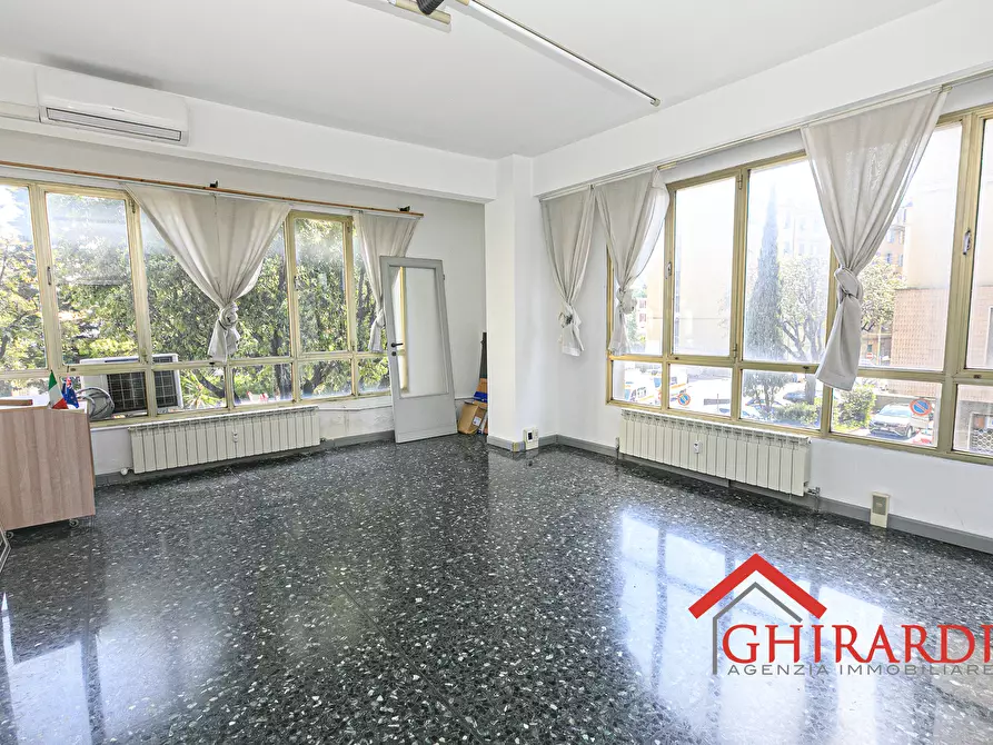 Immagine 19 di Ufficio in vendita  in VIA ERIDANIA 8 a Genova