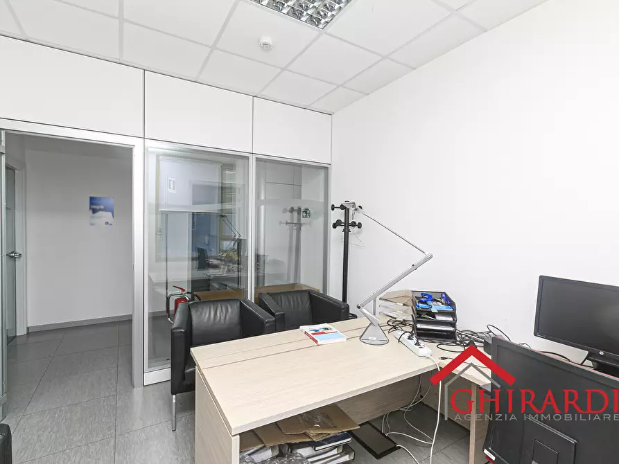 Immagine 12 di Ufficio in vendita  in Via delle Nuove Tecnologie Enrico Albareto 21 a Genova